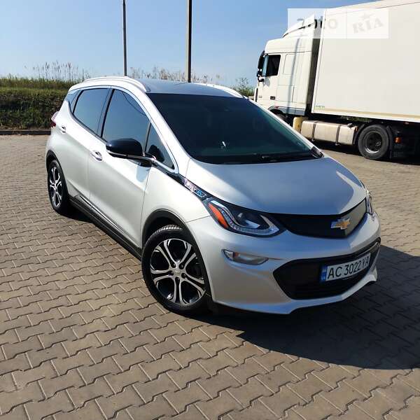 Chevrolet Bolt ev (2017)