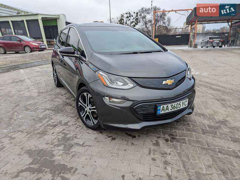 Chevrolet Bolt ev (2017)