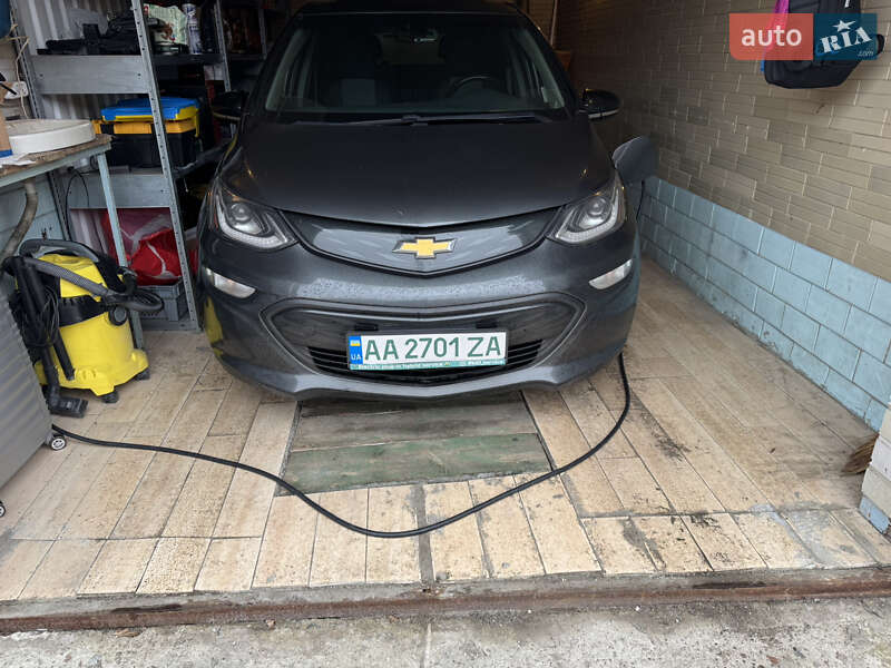 Chevrolet Bolt ev (2017)