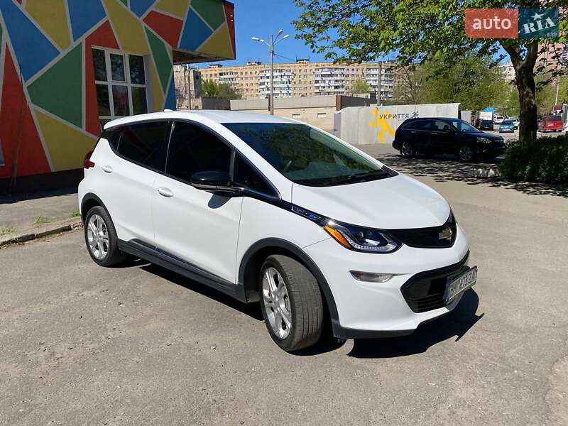 Chevrolet Bolt ev (2017)