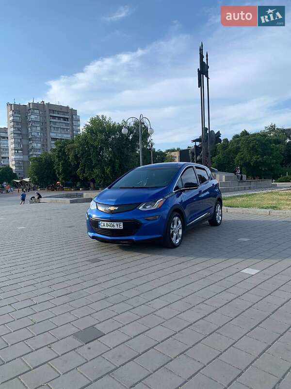 Chevrolet Bolt ev (2017)