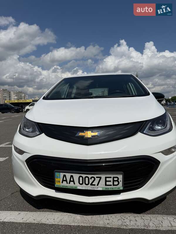 Chevrolet Bolt ev (2017)