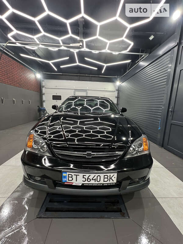 Chevrolet Evanda (2005)