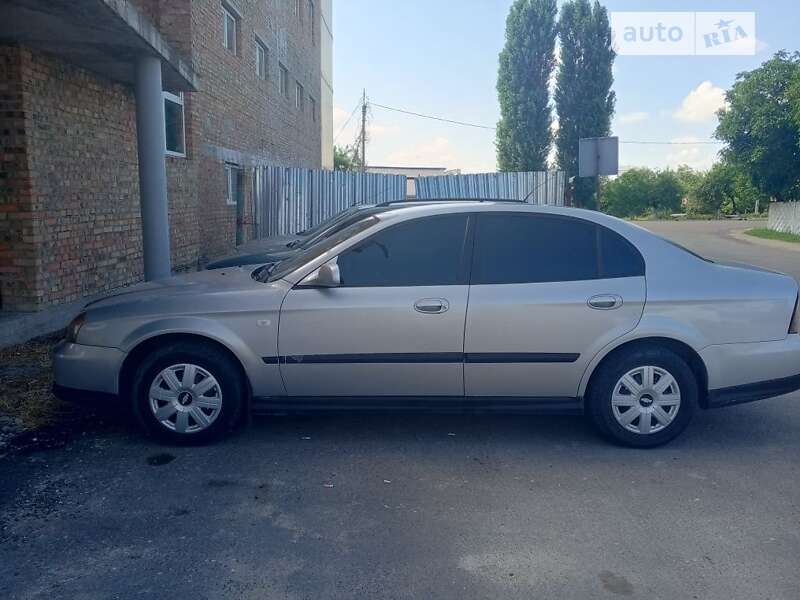Chevrolet Evanda (2005)