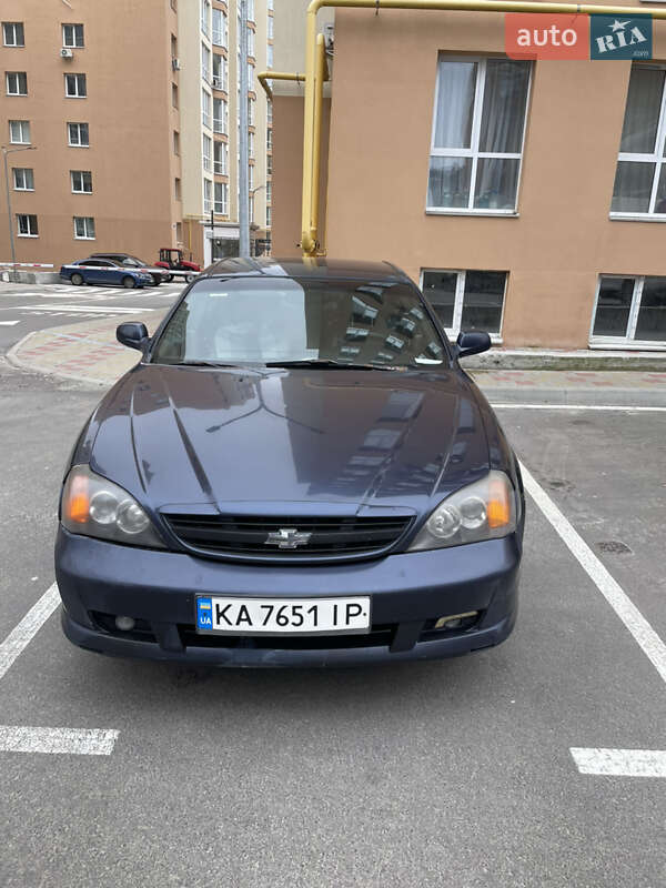 Chevrolet Evanda (2005)