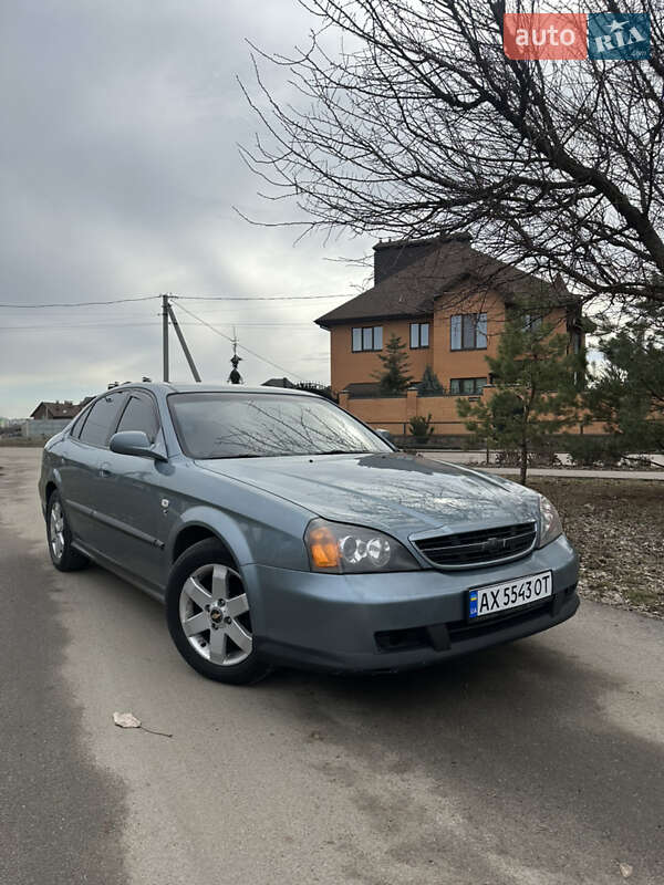 Chevrolet Evanda (2005)