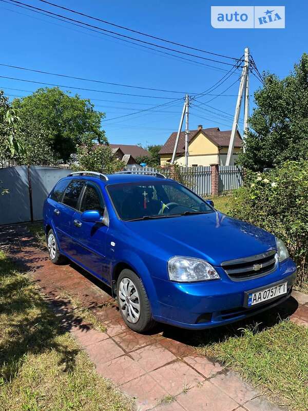 Chevrolet Lacetti (2011)