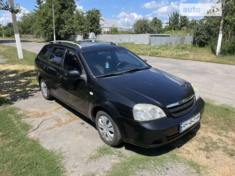 Chevrolet Lacetti (2004)