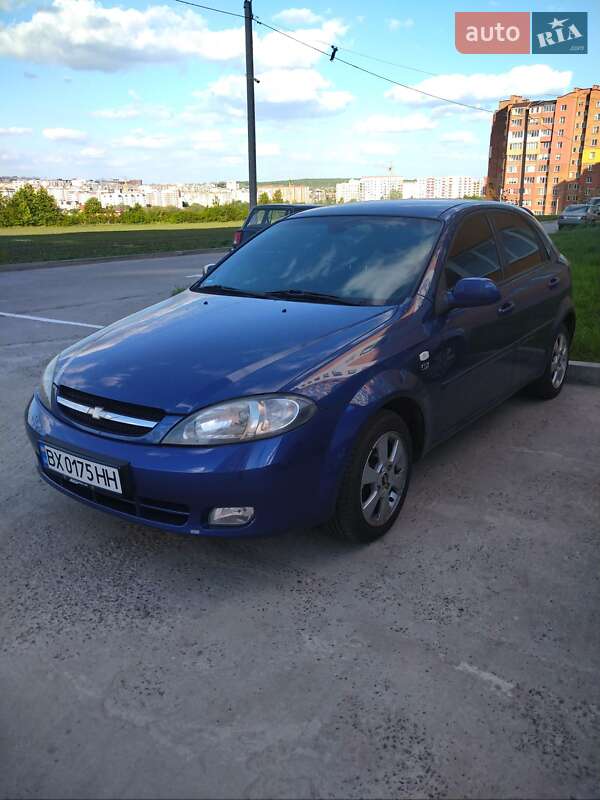 Chevrolet Lacetti (2008)