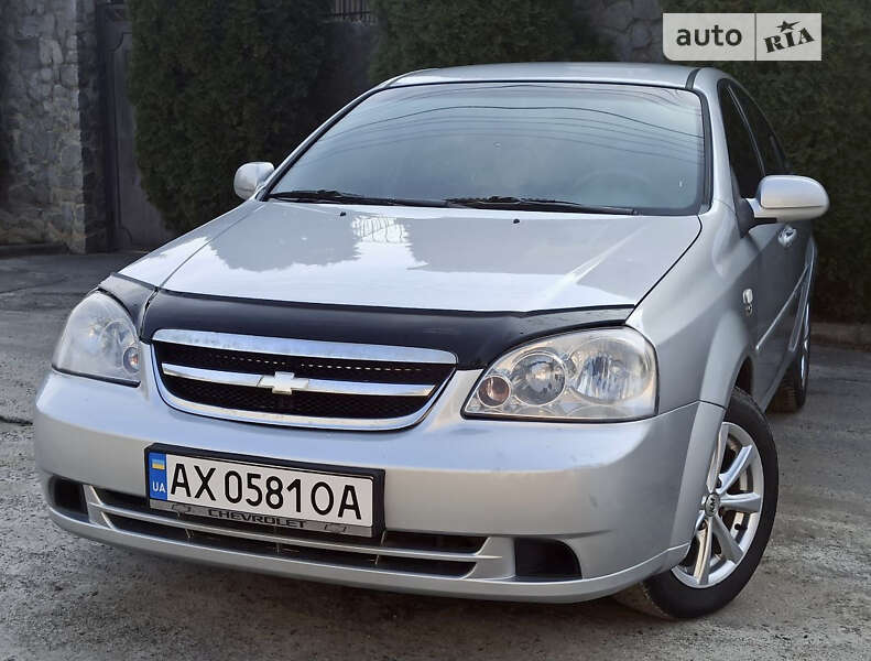 Chevrolet Lacetti (2008)