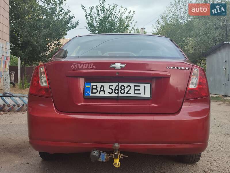 Chevrolet Lacetti (2005)