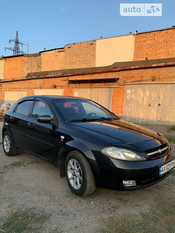 Chevrolet Lacetti (2006)