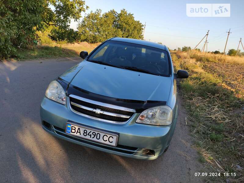 Chevrolet Lacetti (2005)