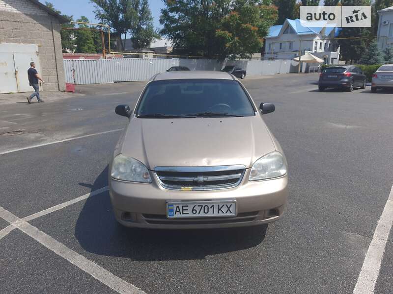 Chevrolet Lacetti (2005)