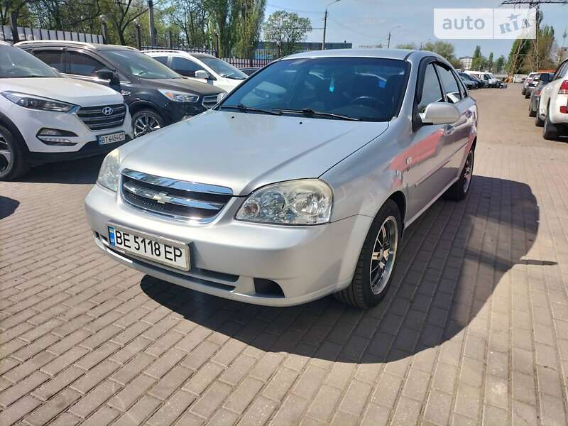 Chevrolet Lacetti (2008)