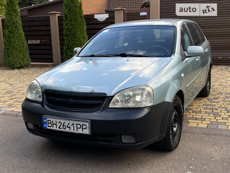 Chevrolet Lacetti (2005)