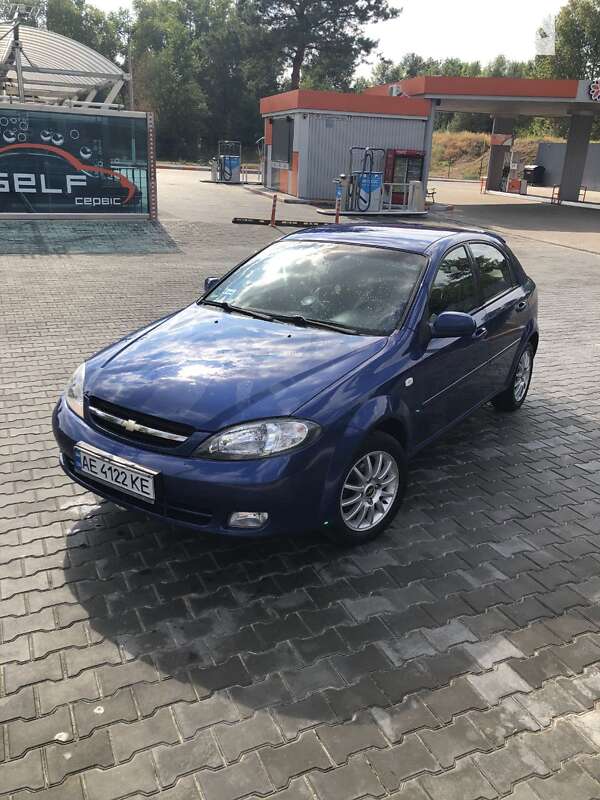 Chevrolet Lacetti (2005)
