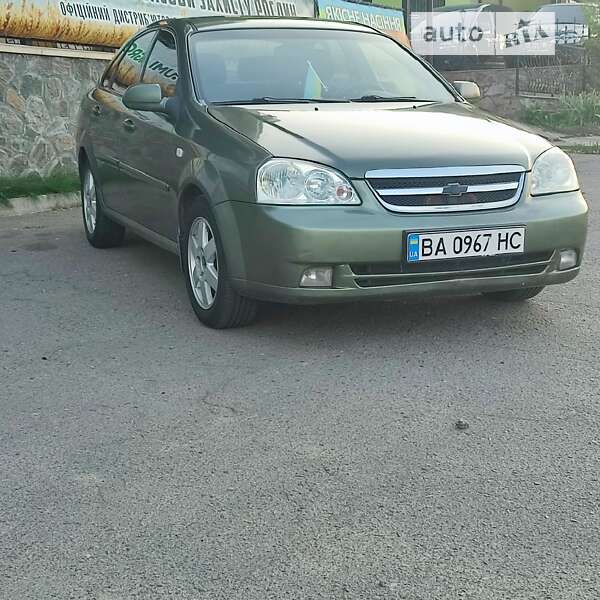 Chevrolet Lacetti (2005)