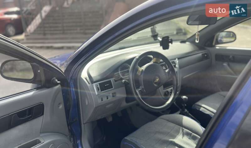 Chevrolet Lacetti (2006)