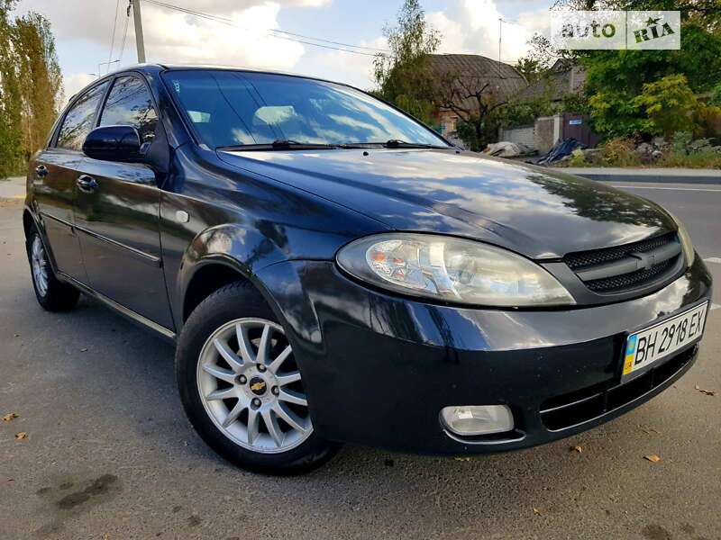 Chevrolet Lacetti (2005)