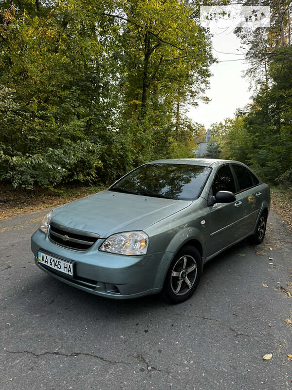 Chevrolet Lacetti (2008)