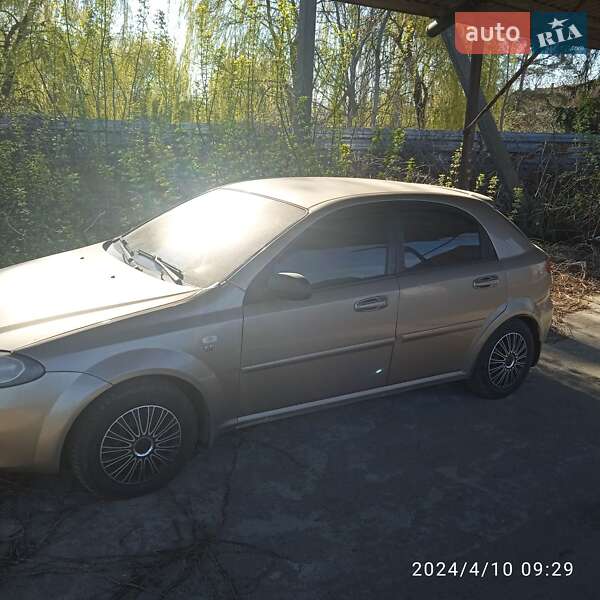 Chevrolet Lacetti (2006)