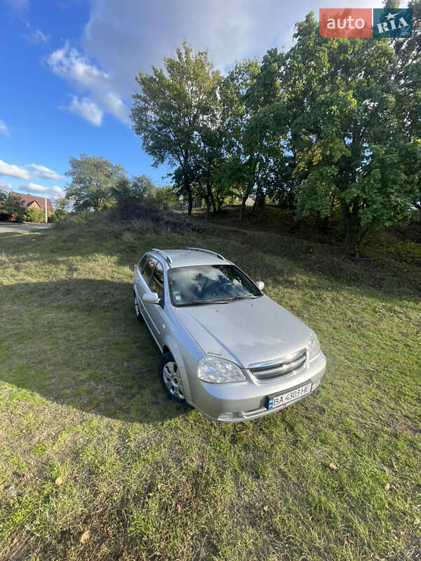 Chevrolet Lacetti (2006)