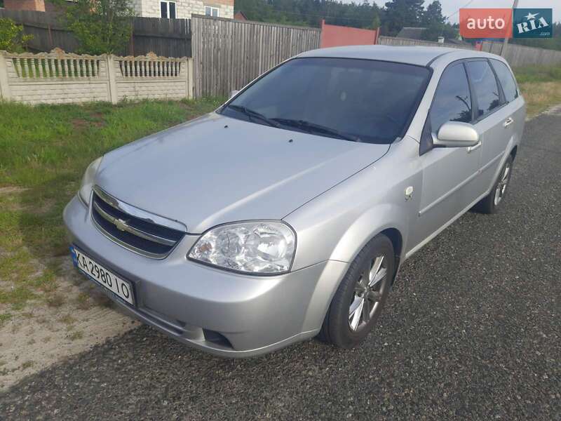 Chevrolet Lacetti (2008)