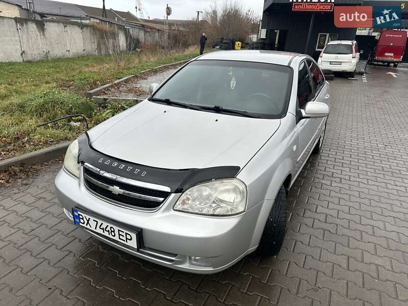 Chevrolet Lacetti (2008)