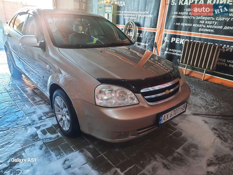 Chevrolet Lacetti (2005)