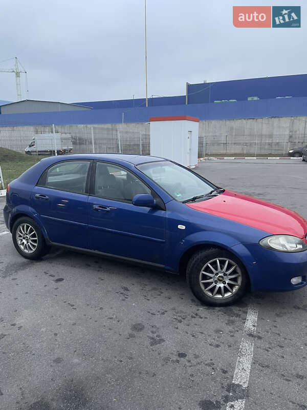 Chevrolet Lacetti (2006)