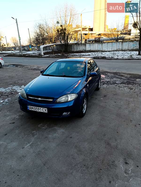 Chevrolet Lacetti (2008)