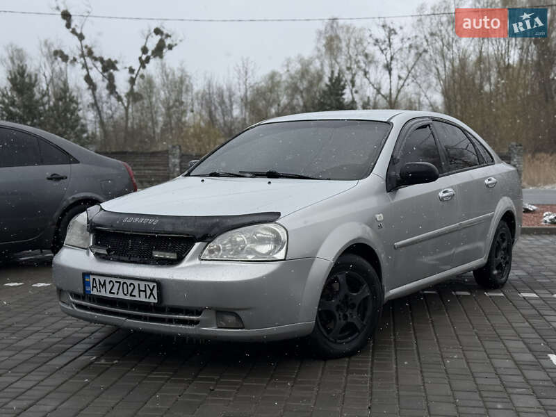 Chevrolet Lacetti (2008)