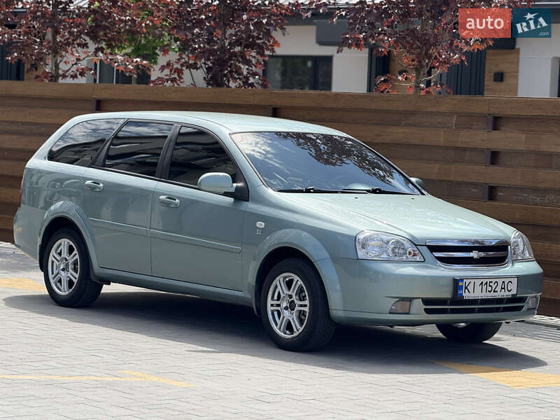 Chevrolet Lacetti (2008)