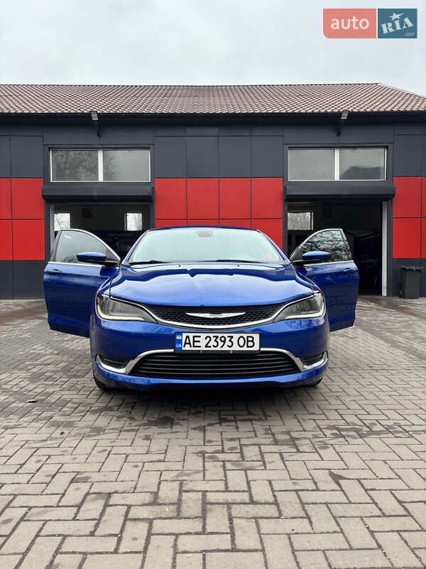 Chrysler 200 (2015)