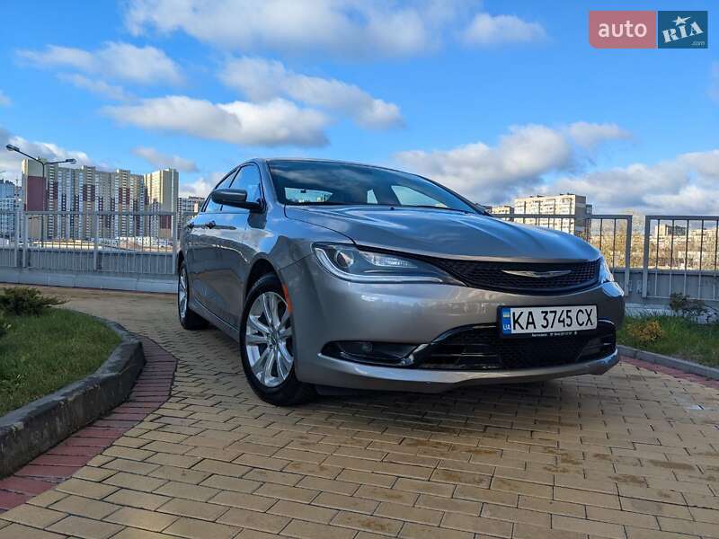 Chrysler 200 (2015)