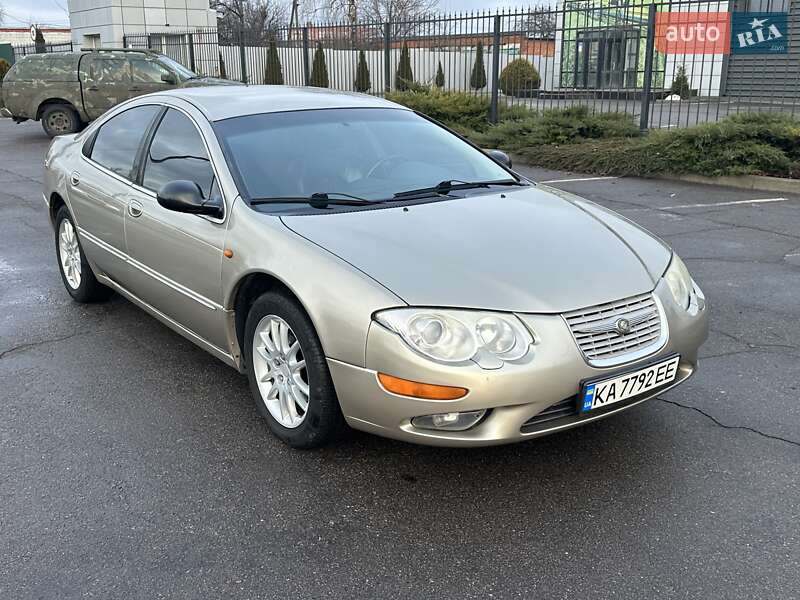 Chrysler 300m (2004)
