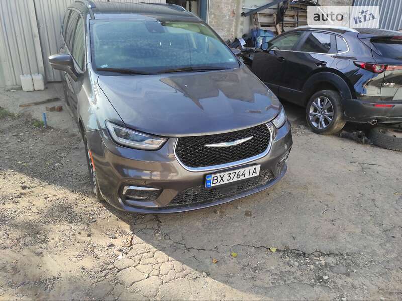 Chrysler Pacifica (2021)