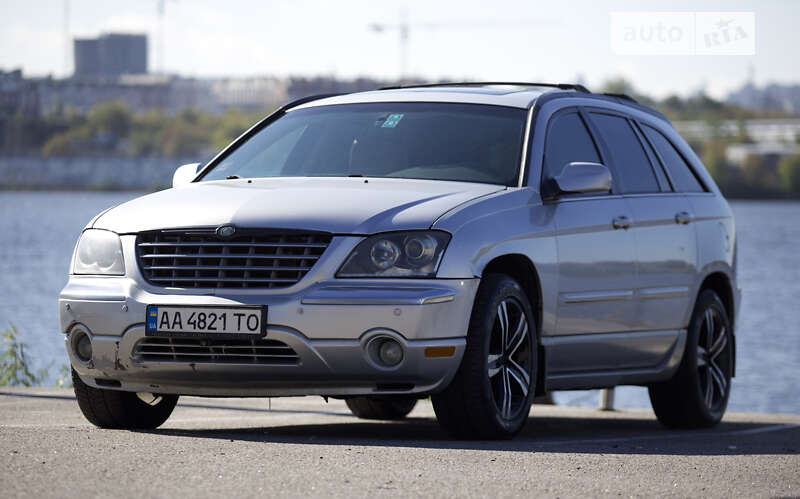 Chrysler Pacifica (2005)