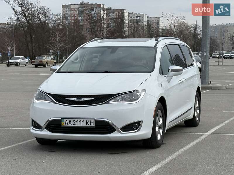 Chrysler Pacifica (2018)