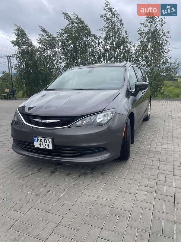 Chrysler Pacifica (2017)