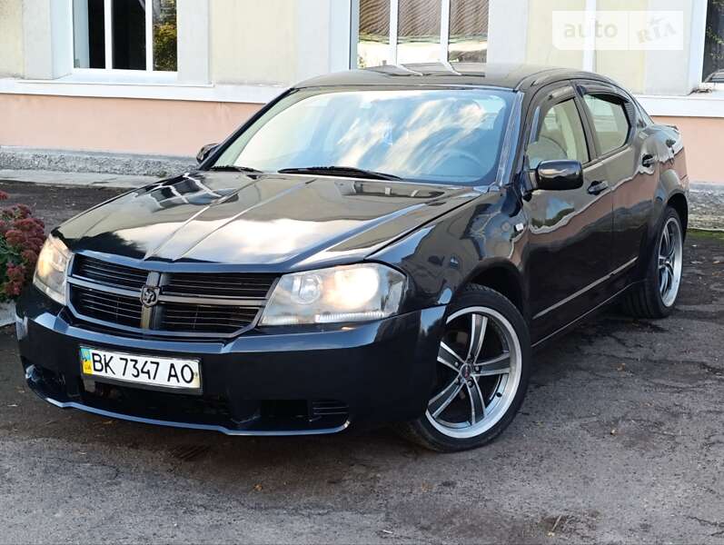 Dodge Avenger (2008)