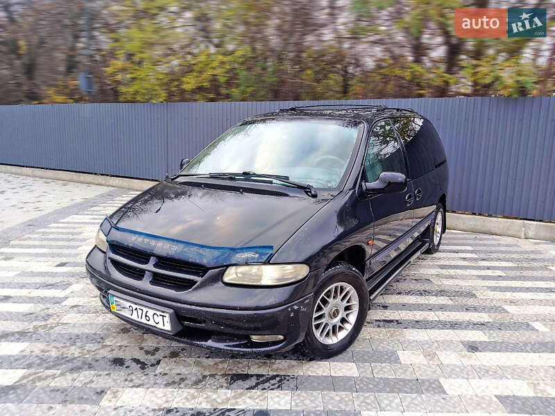 Dodge Caravan (1997)