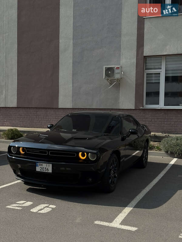 Dodge Challenger (2017)