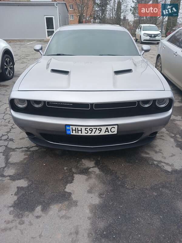 Dodge Challenger (2016)