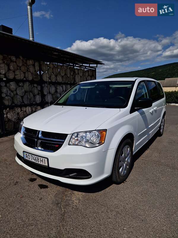 Dodge Grand caravan (2016)