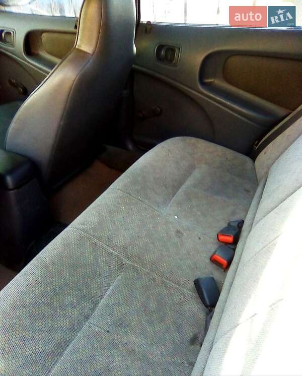 Dodge Neon (1996)