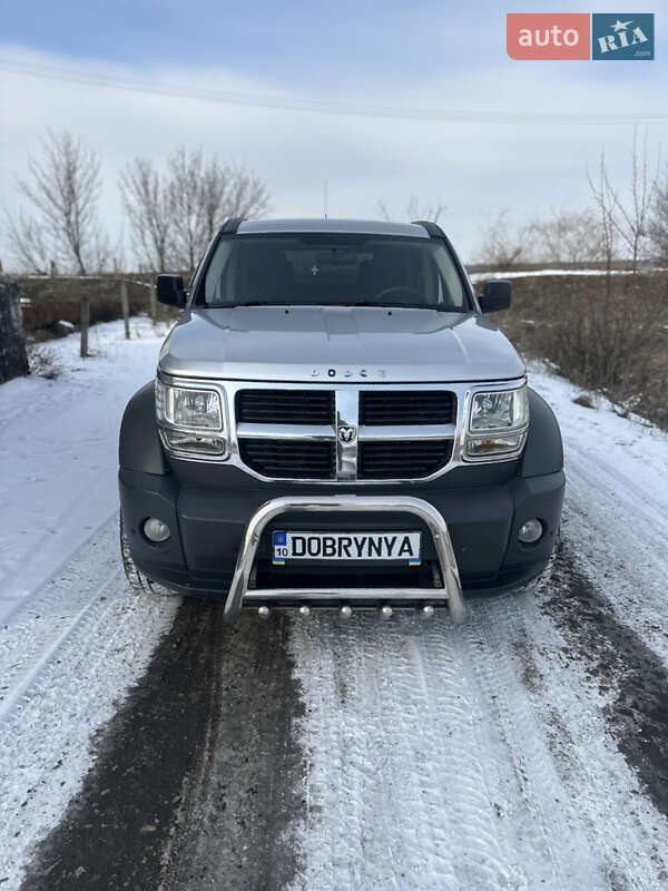 Dodge Nitro (2008)