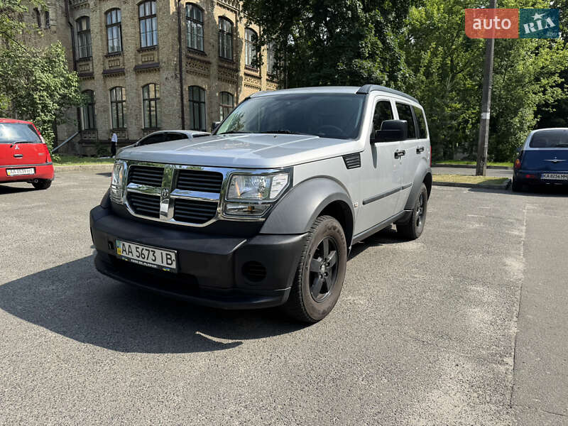 Dodge Nitro (2007)
