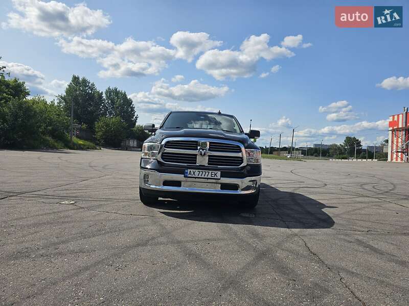 Dodge Ram 1500 (2016)